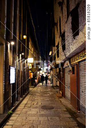 夜の法善寺横丁 85816209