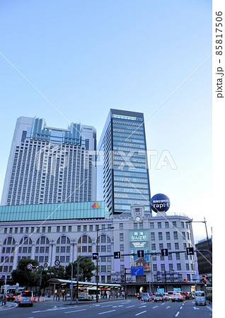 なんば駅前の風景 なんば駅前の風景 85817506