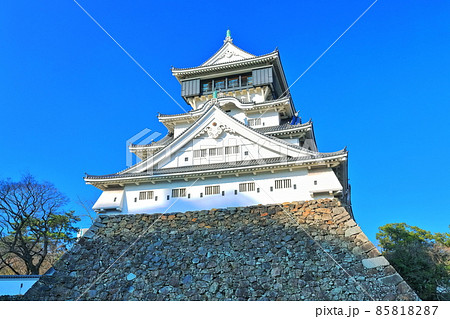 【福岡県】晴天下の小倉城天守閣 【福岡県】晴天下の小倉城天守閣 85818287