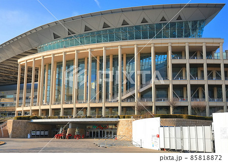 【福岡県】快晴下の小倉競馬場スタンド 【福岡県】快晴下の小倉競馬場スタンド 85818872