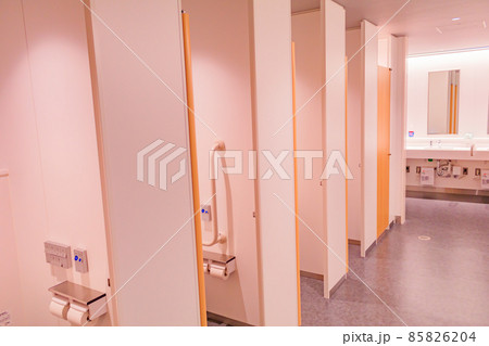 【イメージ素材】トイレ 85826204