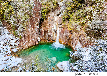 冬の柿其渓谷:牛ヶ滝  冬の柿其渓谷:牛ヶ滝  85831309