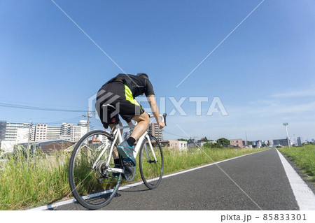 サイクリング 秋 サイクリング 秋 85833301