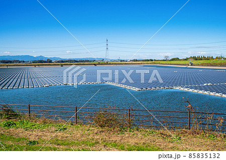 メガソーラーパネル発電 太陽光発電システム 梅ノ木古凍貯水池 川島町 メガソーラーパネル発電 太陽光発電システム 梅ノ木古凍貯水池 川島町 85835132