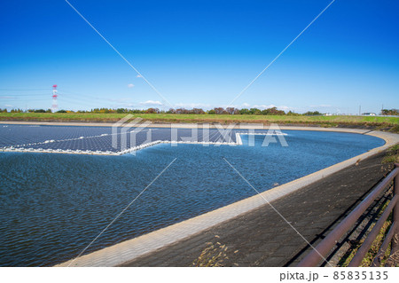 メガソーラーパネル発電　太陽光発電システム　梅ノ木古凍貯水池　川島町 85835135