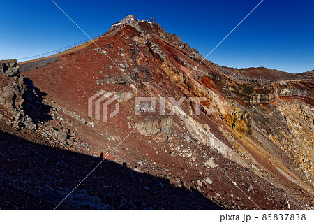 朝の富士山・剣ヶ峰を望むの写真素材 [85837838] - PIXTA