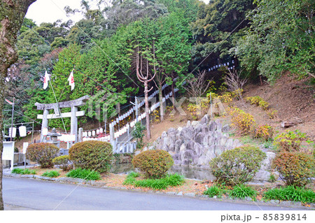 北九州市小倉南区にある貴船神社二の鳥居と参道 北九州市小倉南区にある貴船神社二の鳥居と参道 85839814
