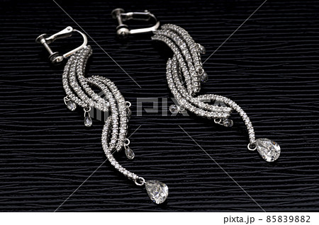 ダイヤモンドイヤリング ダイヤモンドイヤリング 85839882