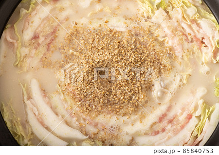 豚バラ肉と白菜のミルフィーユ豆乳鍋 豚バラ肉と白菜のミルフィーユ豆乳鍋 85840753