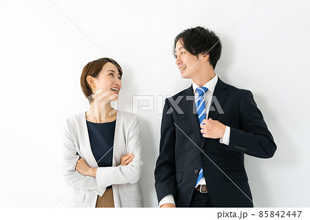 ミドル ビジネス 女性 男性 ミドル ビジネス 女性 男性 85842447