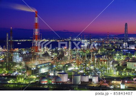 四日市の工場夜景 85843407