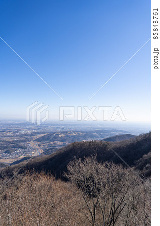 仏果山の山頂展望台から見た景色(東丹沢) 仏果山の山頂展望台から見た景色(東丹沢) 85843761