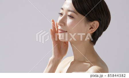 ビューティー うるおい ミドル女性 ビューティー うるおい ミドル女性 85844382