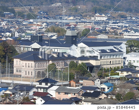 岡山県立津山高等学校:校舎全景 岡山県立津山高等学校:校舎全景 85846445