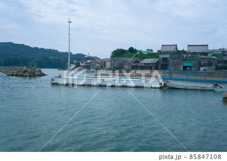 【瀬戸内三十三観音霊場】第六番　牛窓東漁港と妙福寺観音院2　岡山県瀬戸内市 85847108