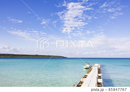 沖縄、宮古島、与那覇前浜ビーチ付近の景色 85847767