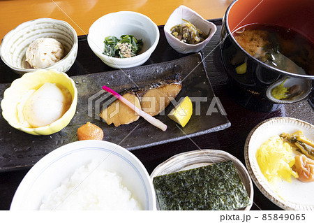 美味しいホテルレストランの和定食の朝食 美味しいホテルレストランの和定食の朝食 85849065