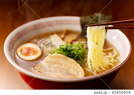ラーメン　中華そば　正油ラーメン　醤油ラーメン　しょうゆラーメン　中華ラーメン 85850959