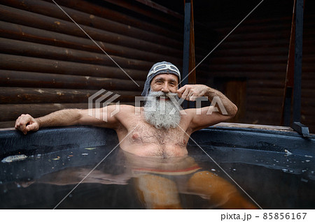 Senior bearded man in outside vat portrait 85856167
