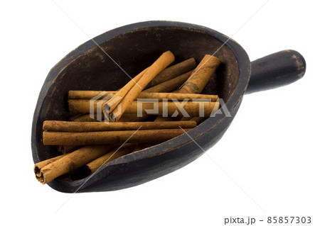 scoop of cinnamon sticks scoop of cinnamon sticks 85857303