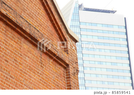 近代と現代の建物 85859541
