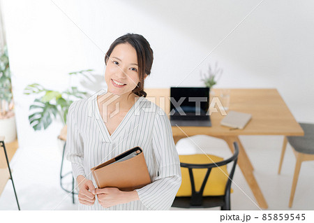 30代女性　在宅ワーク 85859545
