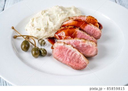 Fried duck breast 85859815