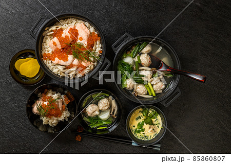 鮭いくら丼　はらこめし　Salmon and salmon roe rice 85860807