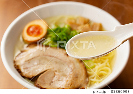ラーメン　中華そば　塩ラーメン　中華ラーメン 85860993