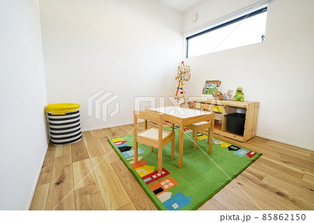 新築住宅の子供部屋 85862150