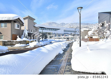 飯山駅前／飯山駅方面を望む(長野県飯山市)【2022.1】 85862243