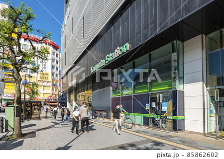 東京都大田区の都市風景　蒲田駅前 85862602