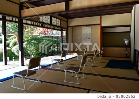 紅葉真っ盛り 秋の丈山苑 詩泉閣 紅葉真っ盛り 秋の丈山苑 詩泉閣 85862862