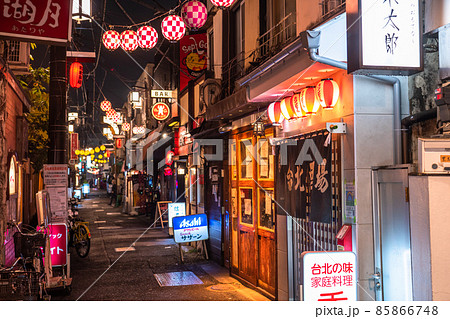 《東京都》ノスタルジックな飲み屋街・中野駅前 《東京都》ノスタルジックな飲み屋街・中野駅前 85866748