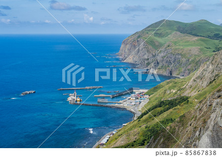 日本の最北端 礼文島 (日本 - 北海道 - 桃岩展望台コース) 85867838