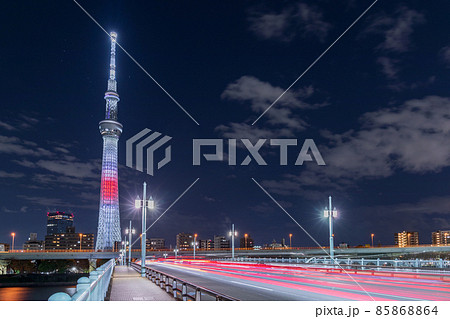 「東京都」東京スカイツリー・日本国旗をイメージした特別ライトアップ 85868864