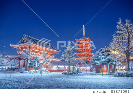 雪の浅草寺 85871091
