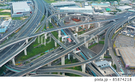 高速道路のジャンクション 空撮 高速道路のジャンクション 空撮 85874218
