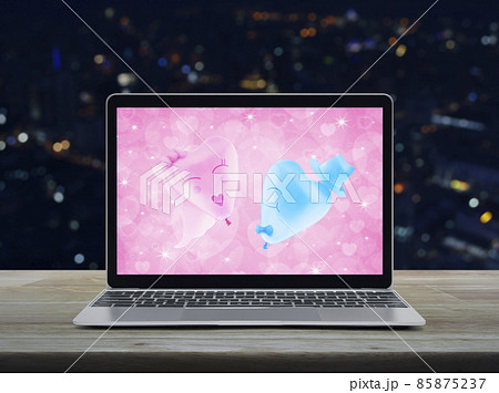 Business internet dating online, Valentines day concept 85875237