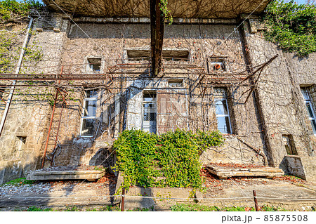 冬の針尾送信所　長崎県佐世保市 85875508