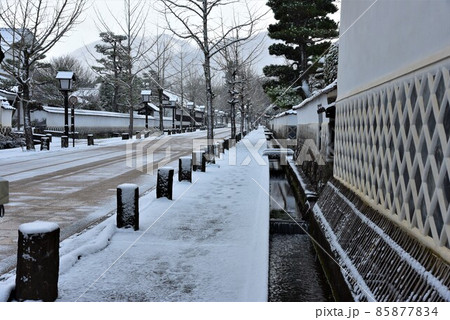 小京都 津和野 殿町通りの雪景色 小京都 津和野 殿町通りの雪景色 85877834