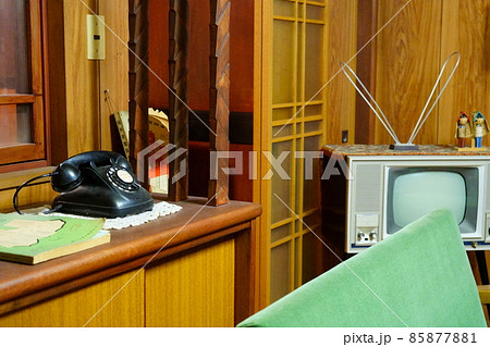 昭和のリビングルーム／居間 85877881