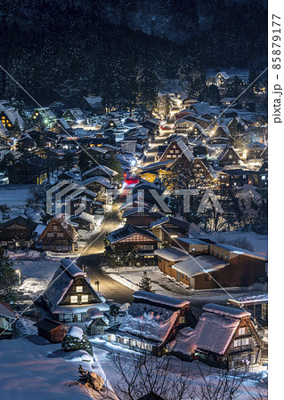 白川郷　冬景色 85879177