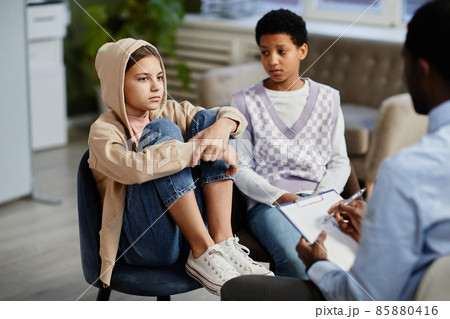 Girls in Therapy Session Girls in Therapy Session 85880416