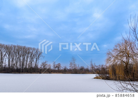 frozen natural lake in winter frozen natural lake in winter 85884658