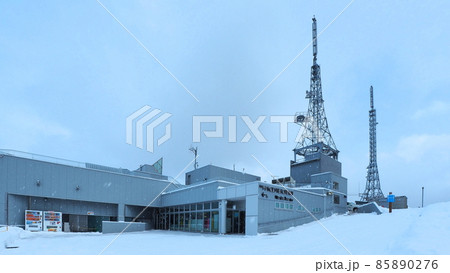 冬の函館山山頂3 冬の函館山山頂3 85890276