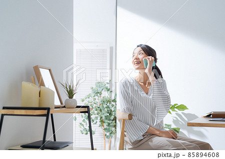 30代　フリーランス　1人　女性 85894608