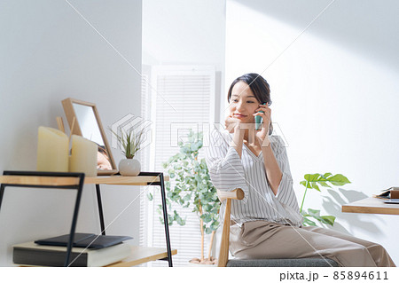 30代 フリーランス 1人 女性 30代 フリーランス 1人 女性 85894611