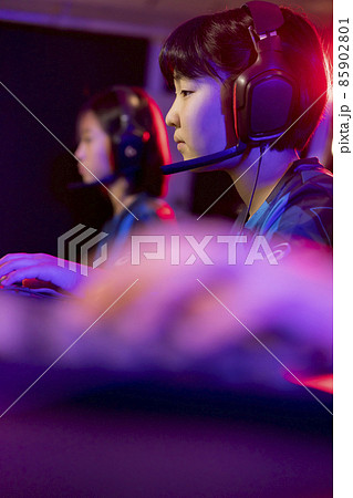 eスポーツ大会チーム戦イメージ eスポーツ大会チーム戦イメージ 85902801