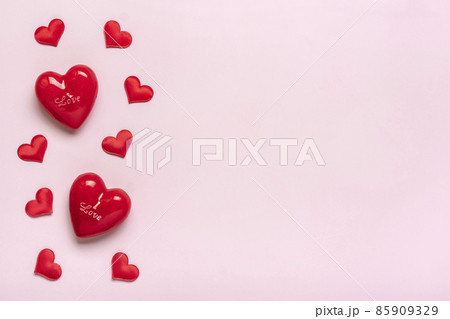frame of heart shaped candle red hearts layout on pink background Top view Flat lay Holiday card Happy Valentine's day, love concept Copy space Banner 85909329